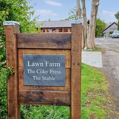 The Cider Press Villa Welland Bagian luar foto